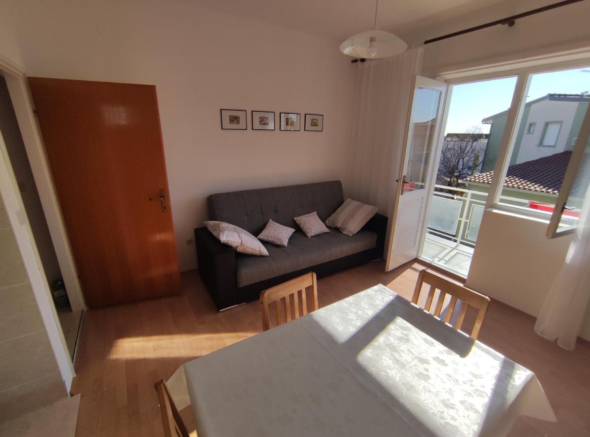 Apartment Landeka Primosten Exterior photo