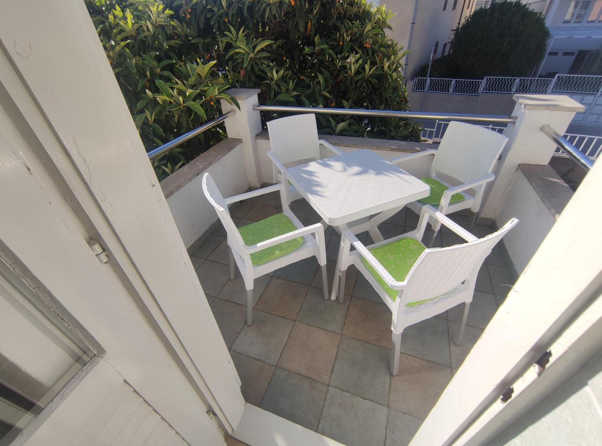 Apartment Landeka Primosten Exterior photo